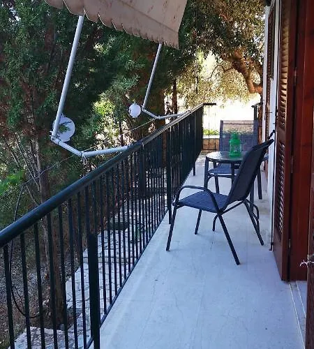 Near The Sea Melíssion