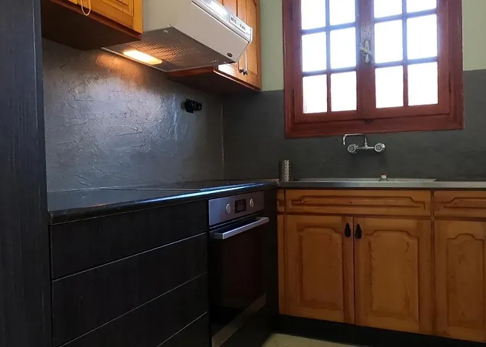 Near The Sea Melíssion