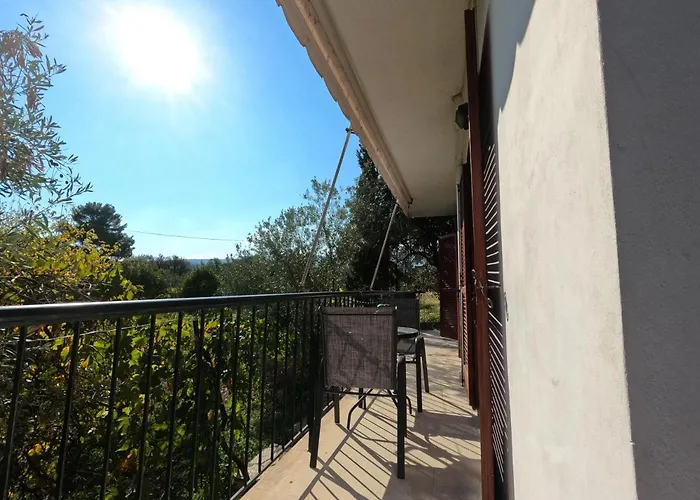 Near The Sea Melíssion